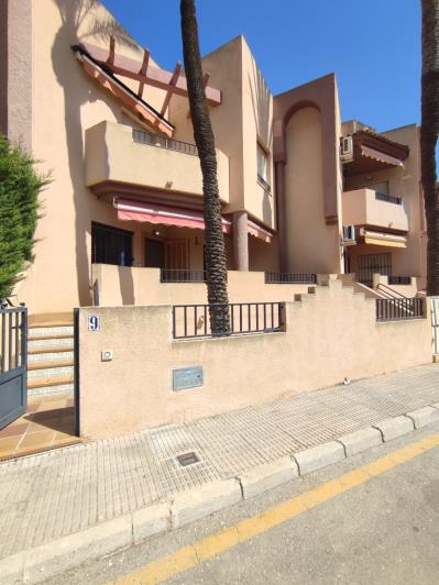 Image No.36-2 Bed Townhouse for sale