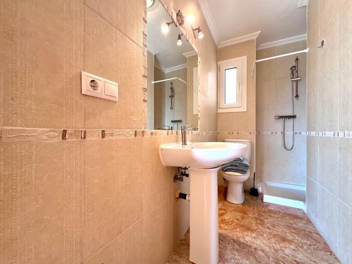 Image No.43-2 Bed Apartment for sale