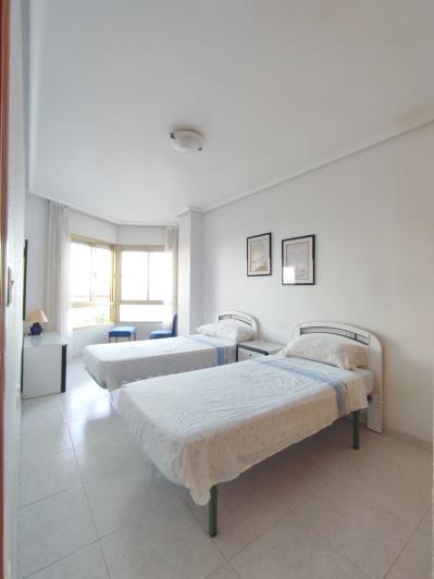 Image No.19-3 Bed Apartment for sale