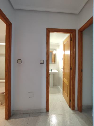 Image No.21-3 Bed Apartment for sale