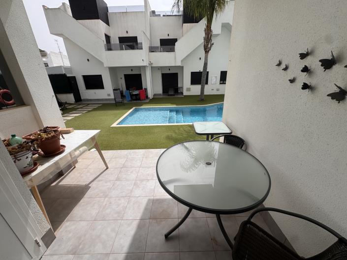 Image No.27-2 Bed Apartment for sale