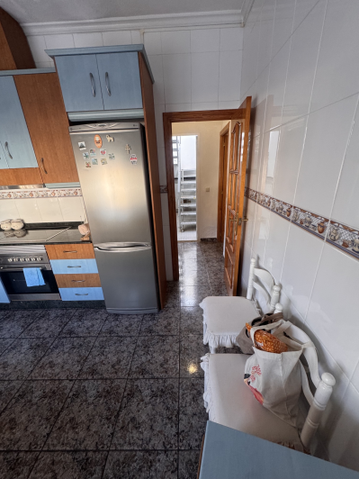 Image No.26-4 Bed House for sale