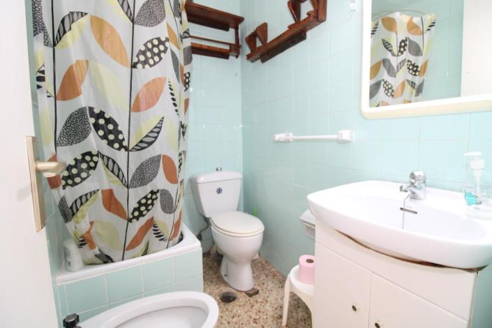 Image No.10-1 Bed Apartment for sale