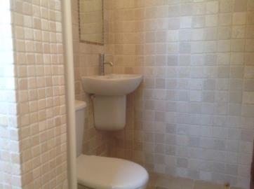 ground-floor-ensuite-bathroom