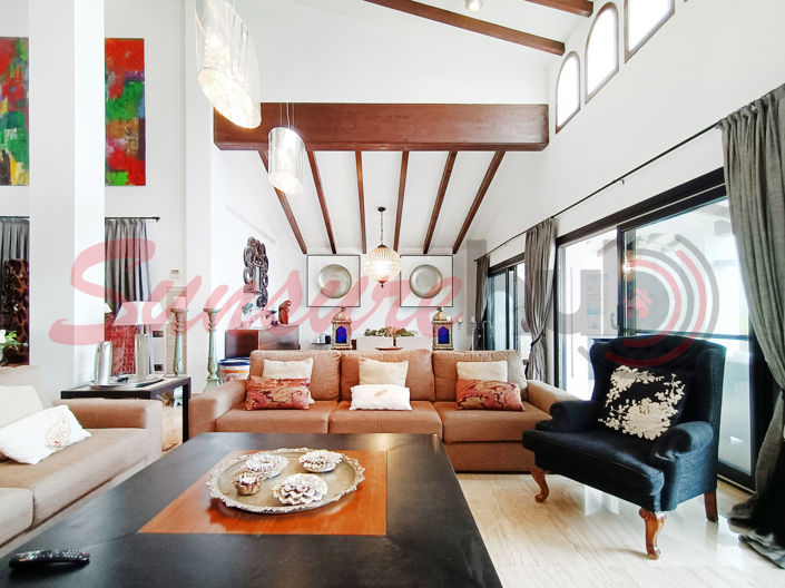 Image No.6-Villa de 5 chambres à vendre à El Valle Golf Resort