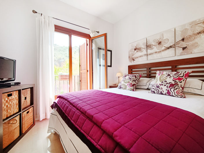 Image No.20-2 Bed Apartment for sale