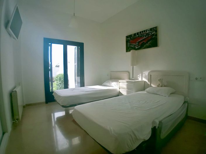 Image No.16-4 Bed Villa for sale