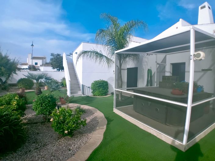 Image No.43-4 Bed Villa for sale
