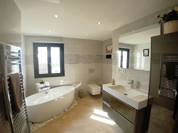 Image No.7-4 Bed Villa for sale