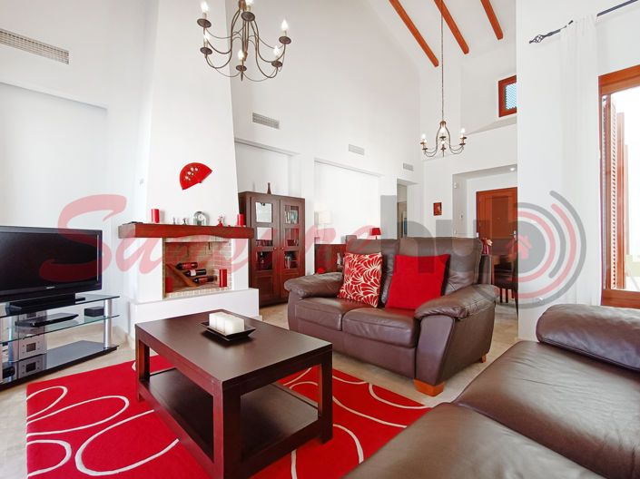 Image No.12-3 Bed Villa for sale