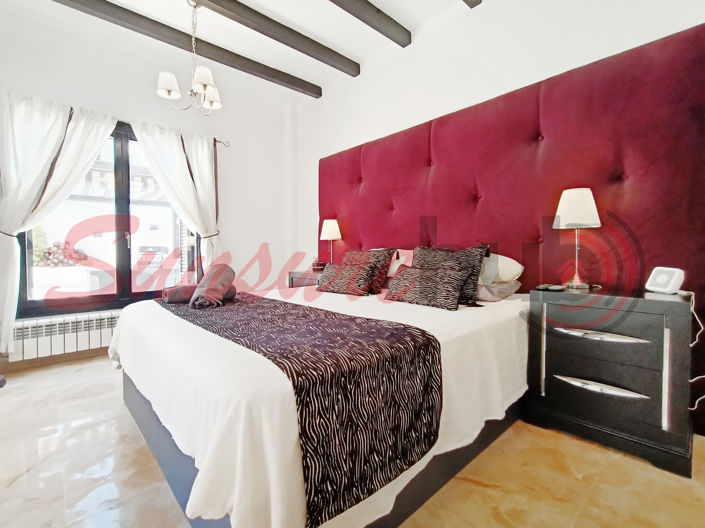 Image No.20-4 Bed Villa for sale