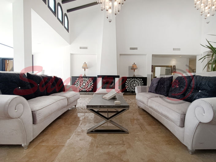 Image No.8-4 Bed Villa for sale