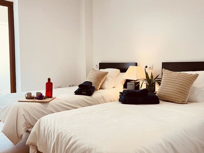 Image No.17-2 Bed Apartment for sale