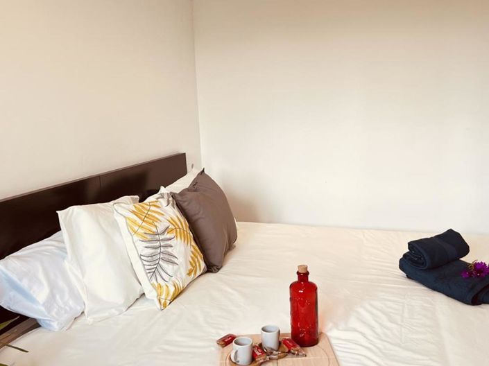 Image No.21-2 Bed Apartment for sale