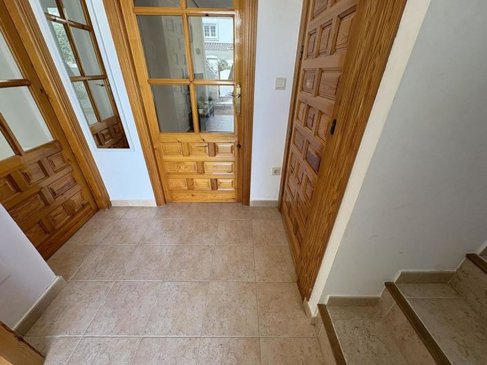 Image No.7-3 Bed Villa for sale