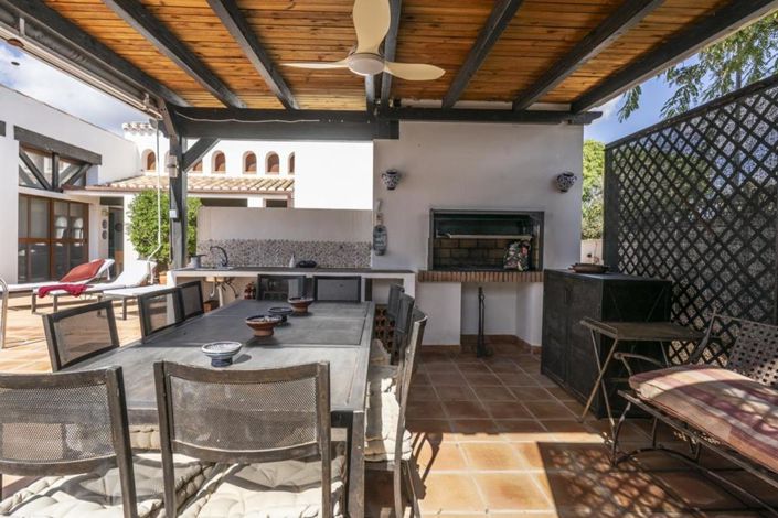 Image No.17-5 Bed Villa for sale