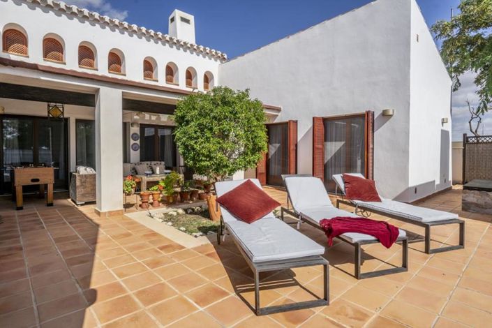 Image No.21-5 Bed Villa for sale