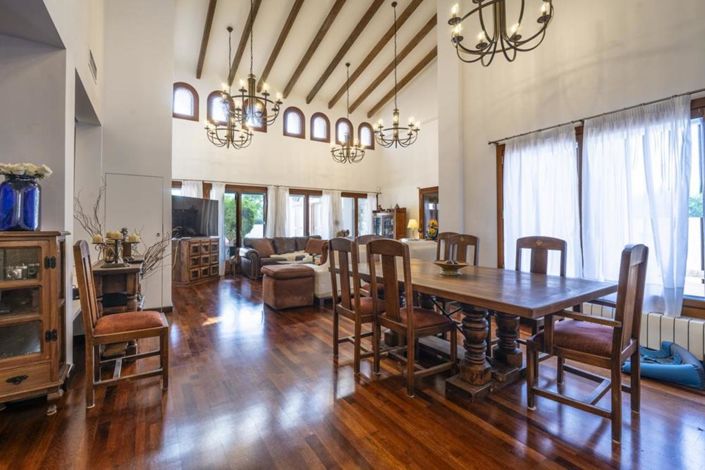 Image No.34-5 Bed Villa for sale