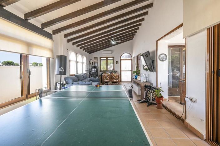 Image No.36-5 Bed Villa for sale