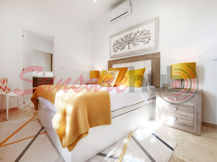 Image No.43-5 Bed Property for sale