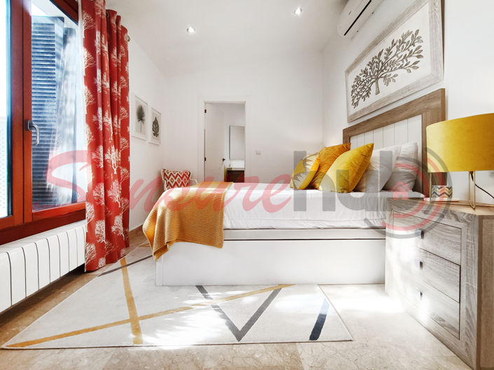 Image No.44-5 Bed Property for sale