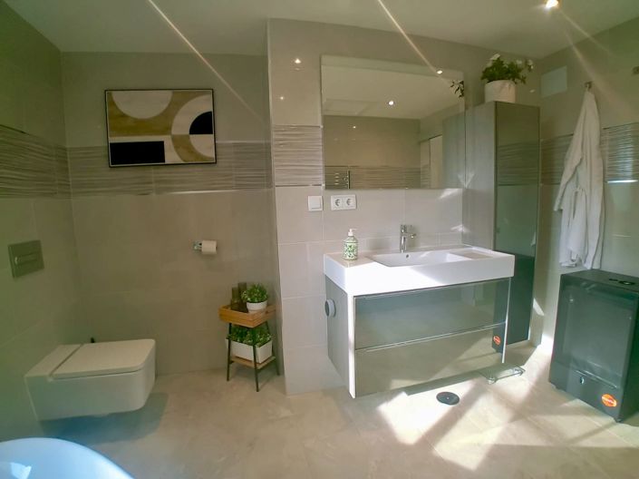 Image No.24-4 Bed Villa for sale