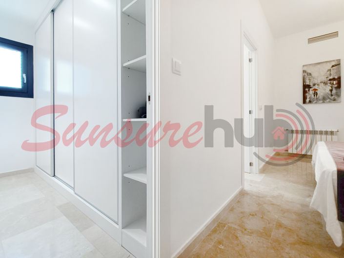 Image No.28-4 Bed Villa for sale