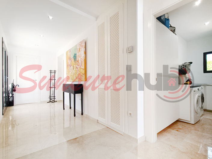 Image No.4-4 Bed Villa for sale