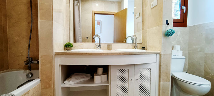 Image No.24-3 Bed Villa for sale