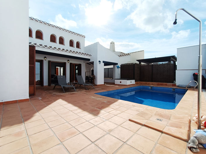 Image No.37-3 Bed Villa for sale