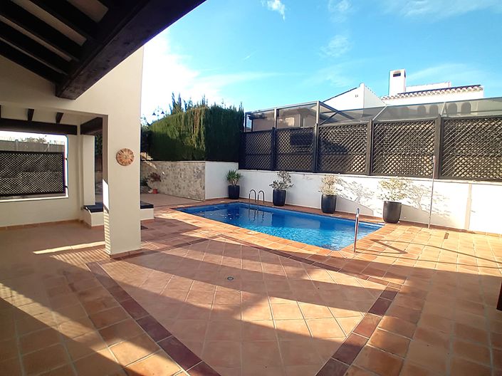 Image No.10-3 Bed Villa for sale