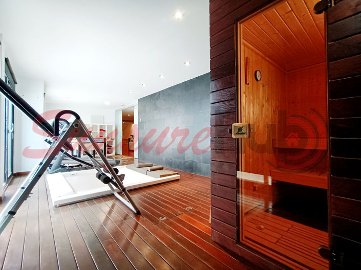 Image No.29-5 Bed Villa for sale