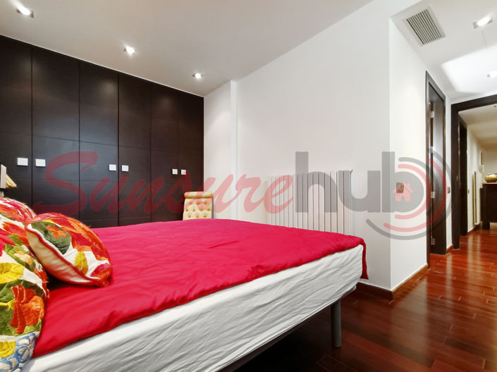 Image No.34-5 Bed Villa for sale