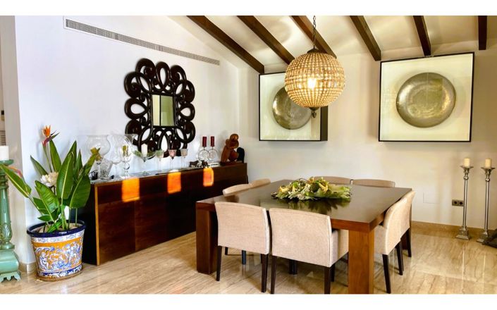 Image No.58-5 Bed Villa for sale