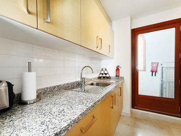 el-valle-ortosa-11-1a-apt-kitchen-06-scaled