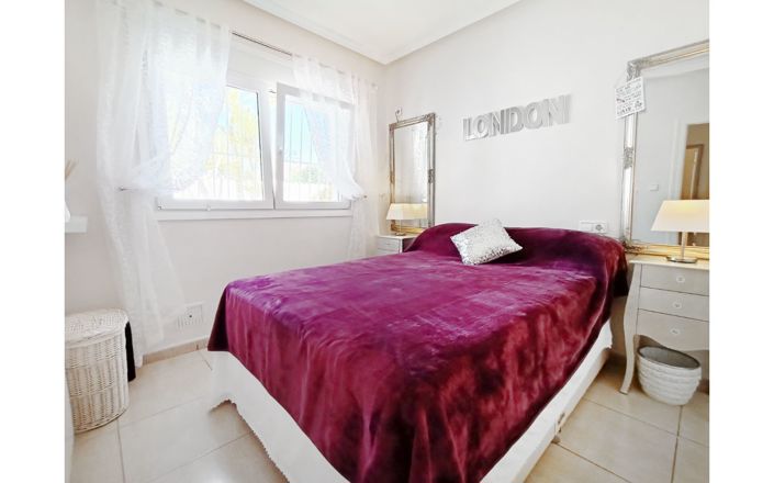 Image No.14-6 Bed Villa for sale