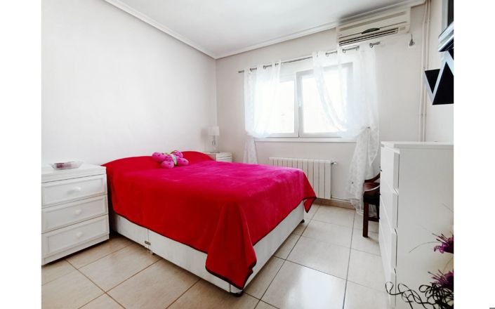 Image No.19-6 Bed Villa for sale