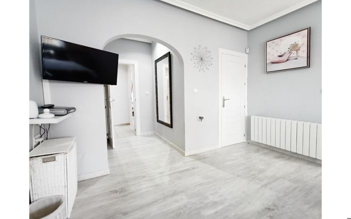 Image No.27-6 Bed Villa for sale