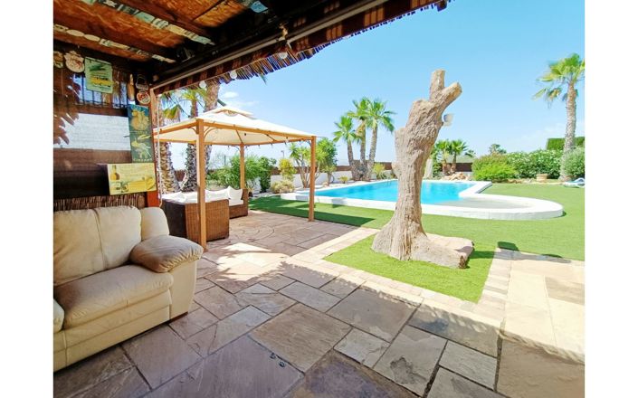 Image No.38-6 Bed Villa for sale