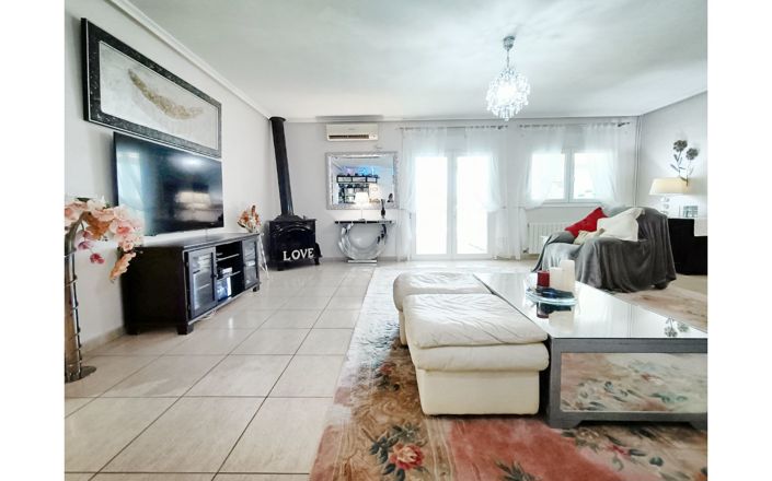 Image No.7-6 Bed Villa for sale