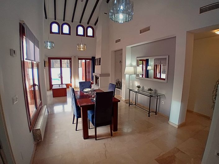 Image No.6-3 Bed Villa for sale