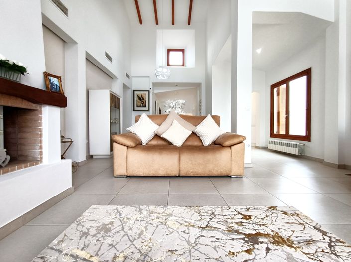 Image No.16-4 Bed Villa for sale