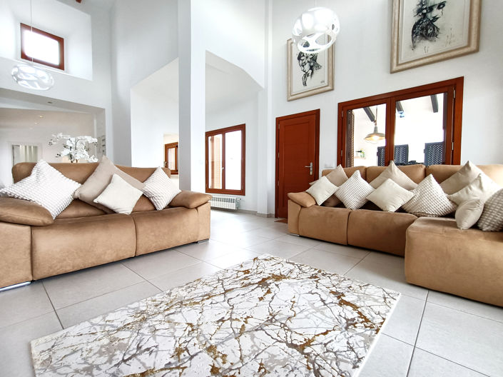 Image No.17-4 Bed Villa for sale