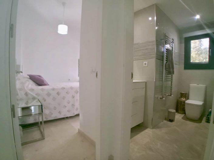 Image No.13-4 Bed Villa for sale