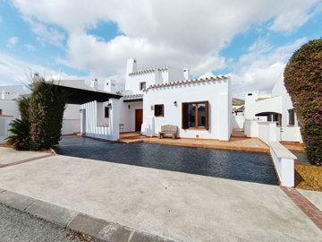 el-valle-galena-villa-outside-01-scaled