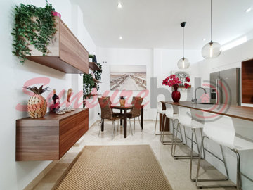 casacreativesunsurehubelvalleopalovilla04kitc