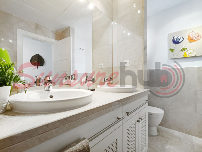 Image No.37-5 Bed Villa for sale