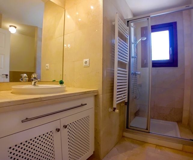 Image No.16-4 Bed Villa for sale