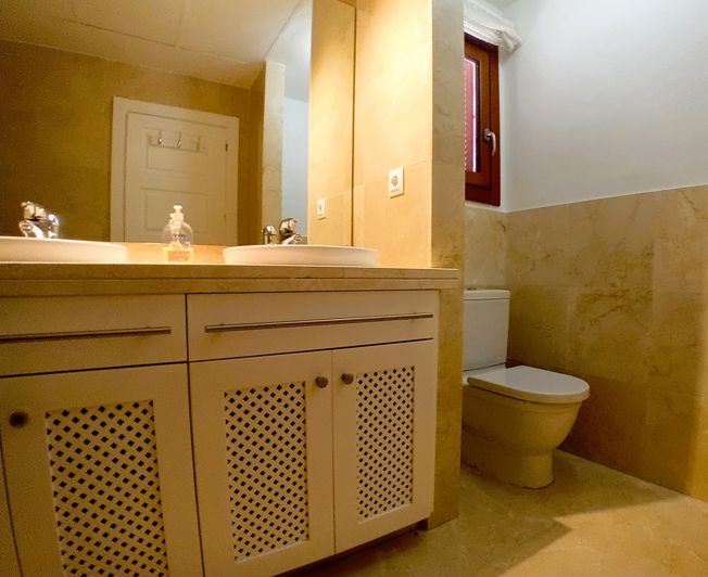 Image No.26-4 Bed Villa for sale