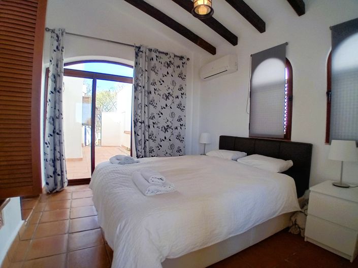 Image No.32-4 Bed Villa for sale